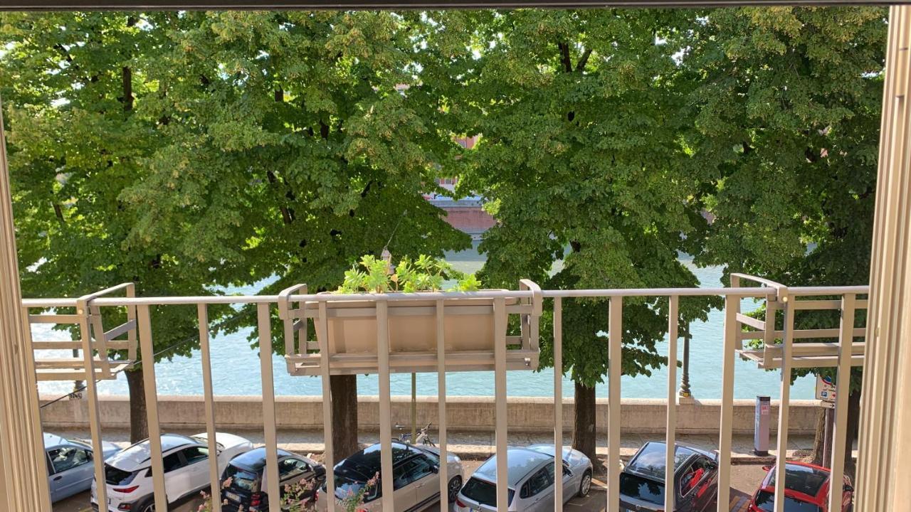 Notti Sull'Adige Hotel เวโรนา ภายนอก รูปภาพ