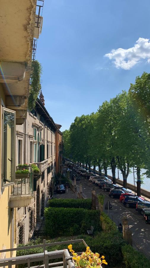 Notti Sull'Adige Hotel เวโรนา ภายนอก รูปภาพ