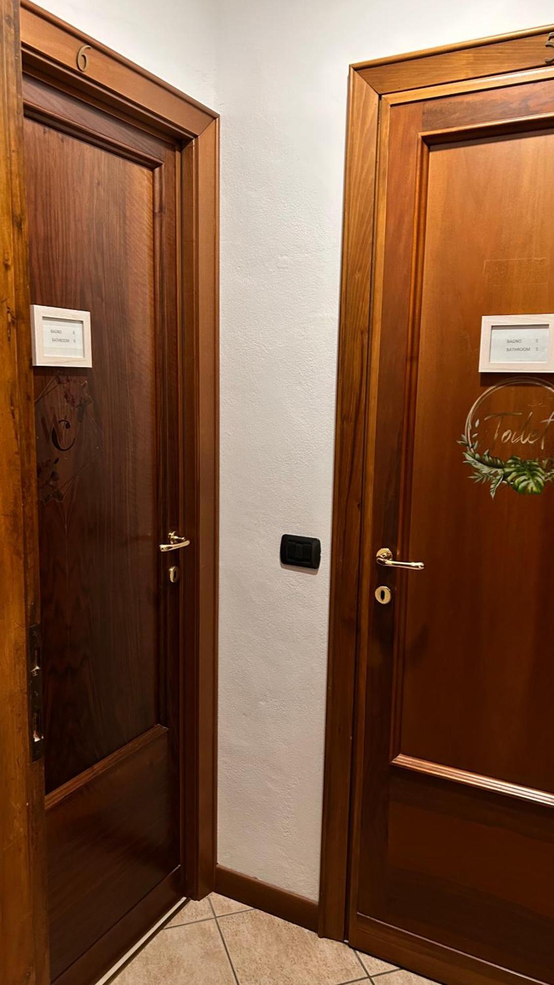 Notti Sull'Adige Hotel เวโรนา ภายนอก รูปภาพ