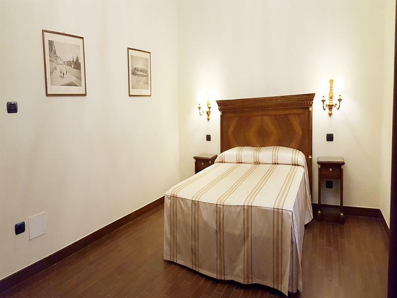 Notti Sull'Adige Hotel เวโรนา ภายนอก รูปภาพ
